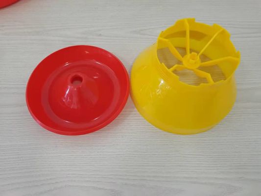 Bucket Broiler Manual Poultry Feeder Drinker